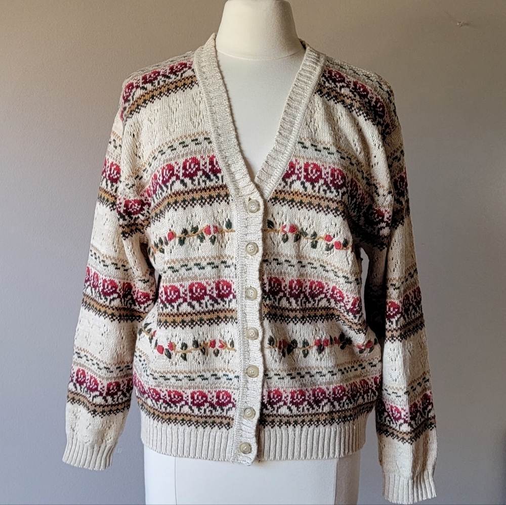 Bizzini Coll Vintage grandmacore cardigan. Elegant Cream and Pink Patterned Sz L